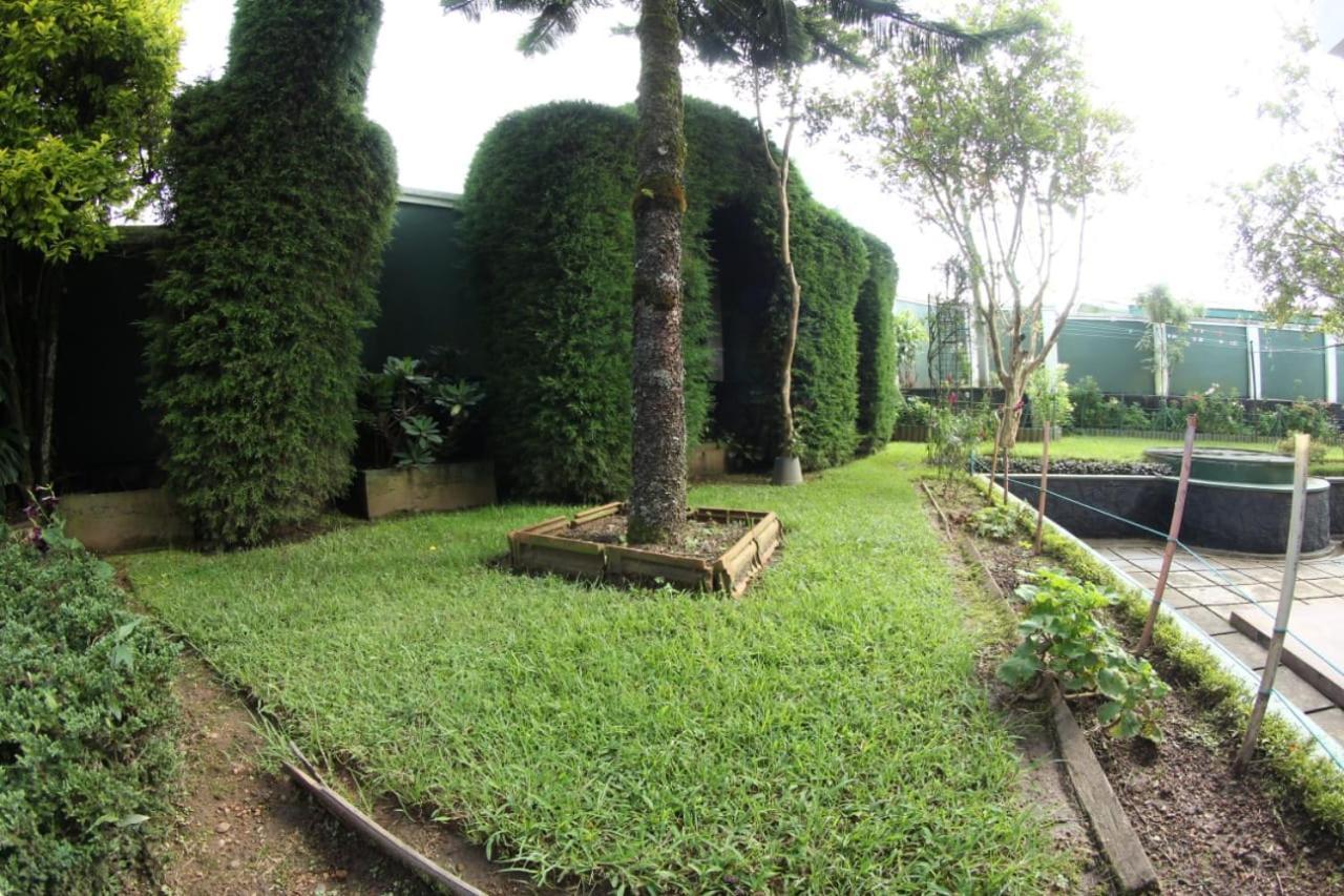 Sampath Hotel Nuwara Eliya Exterior photo